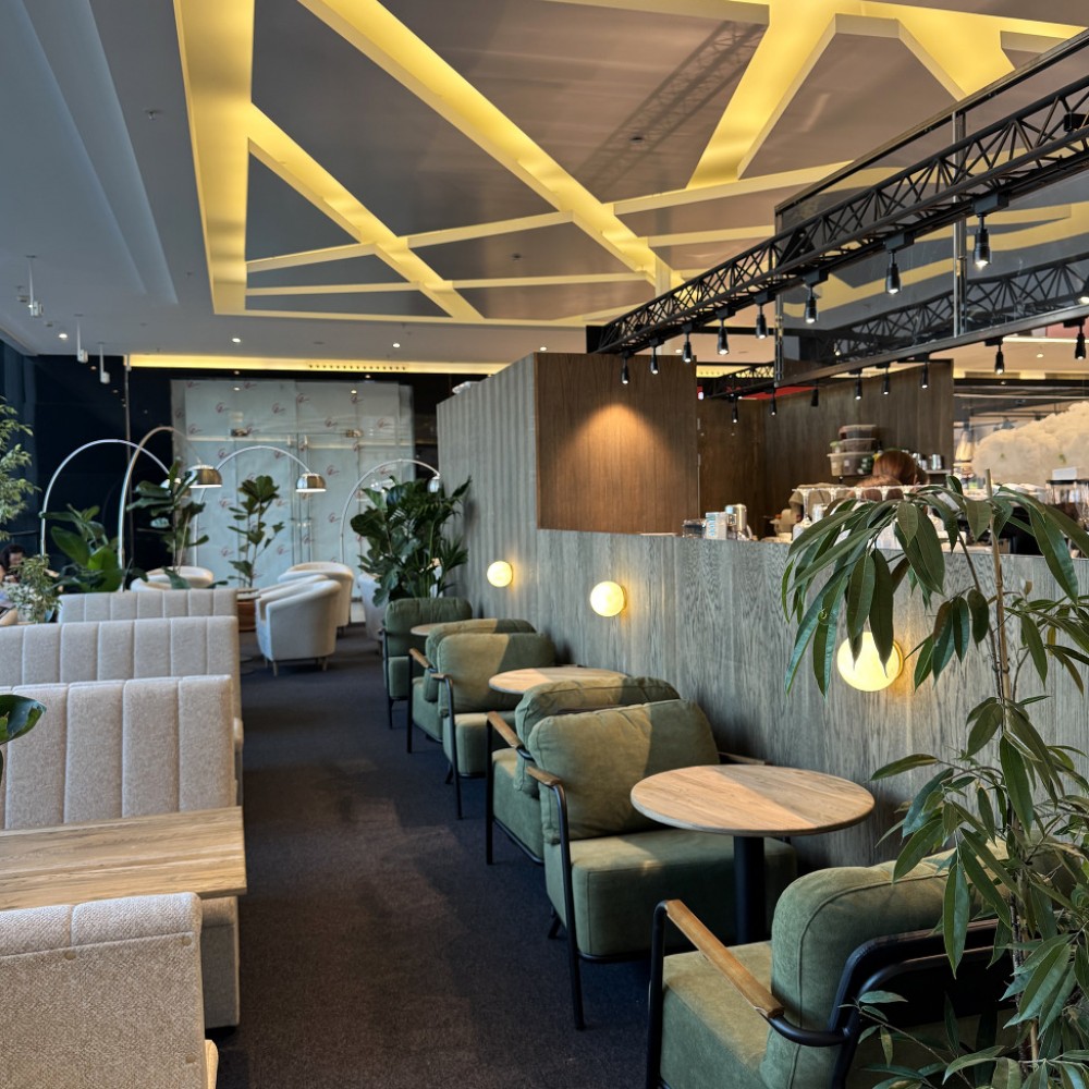 Минск, пр-т Победителей, 9 (ТРЦ Galleria Minsk) 4